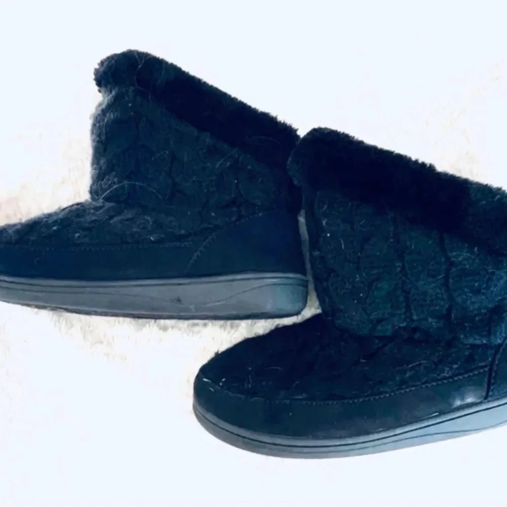 💞 Little Girl Size 13 Black Knit Boots
